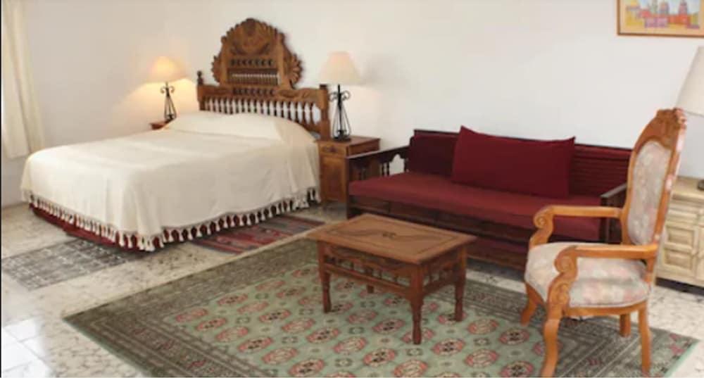 Bed and Breakfast Casa Carmen Альенде Экстерьер фото